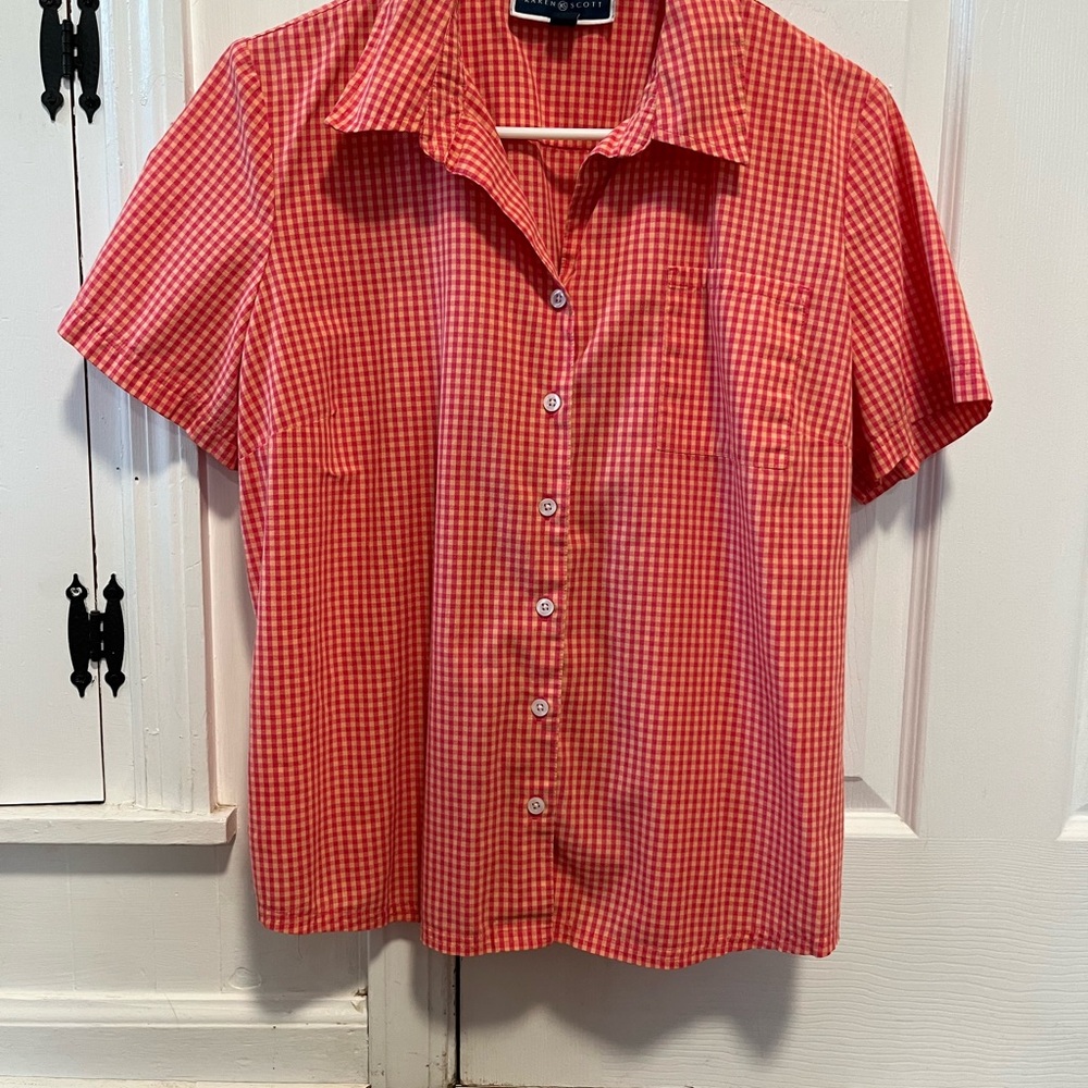 Karen Scott coral Gingham Women's Button Down Shirt